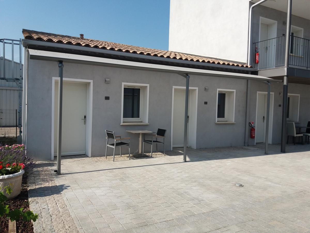 Le Cay Hotel Roquebrune-sur-Argens Exterior photo