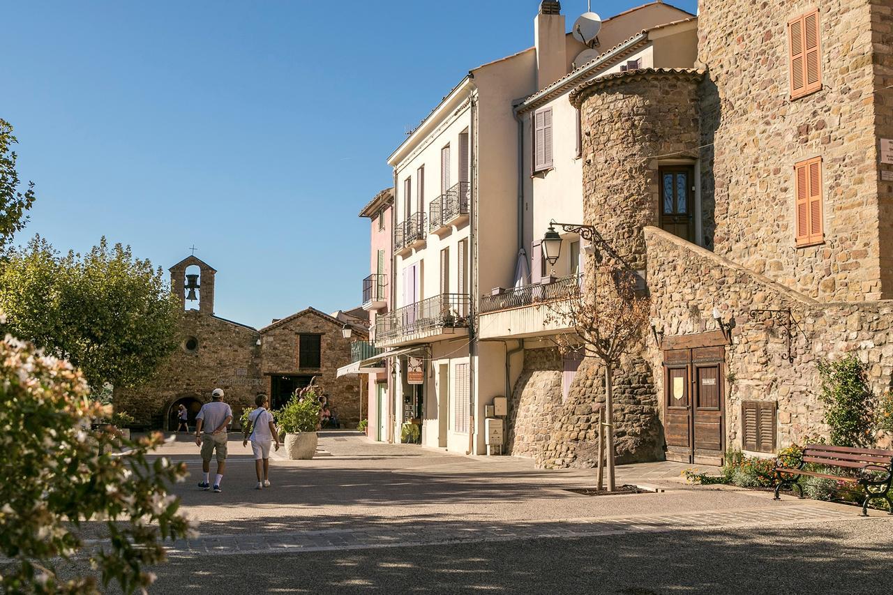 Le Cay Hotel Roquebrune-sur-Argens Exterior photo